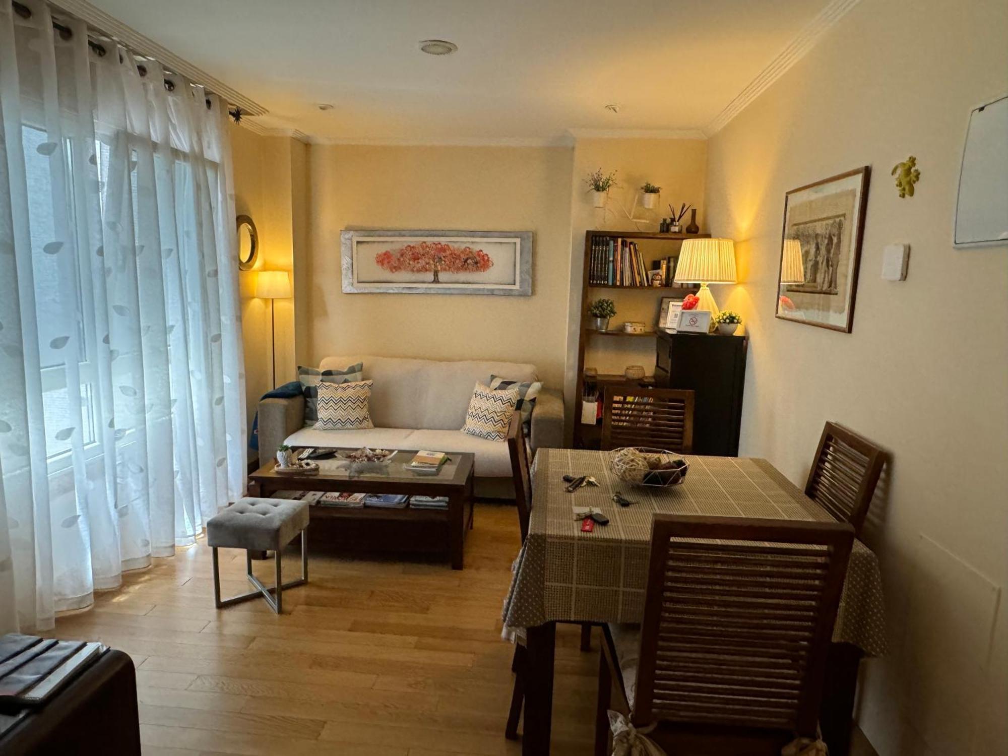 Centrico Apartamento. Parking Incl. *